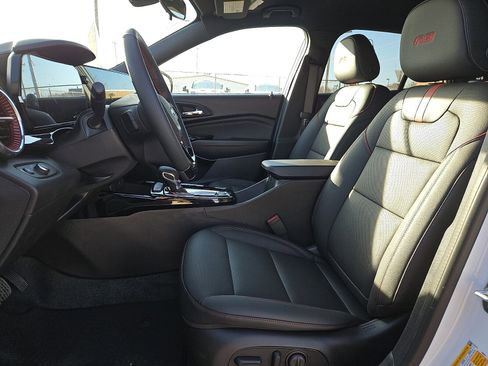 New 2026 Chevrolet Trax RS w/ Driver Confidence Package image 14