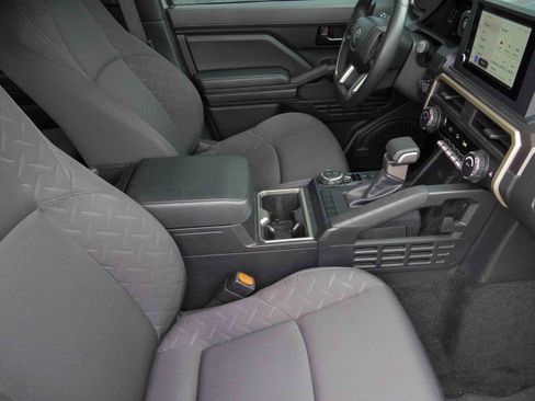 Used 2024 Toyota Tacoma SR5 image 12