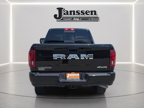 Used 2026 RAM 2500 Laramie AWD/4WD image 4