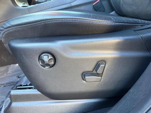 Used 2021 Jeep Grand Cherokee Laredo X image 23