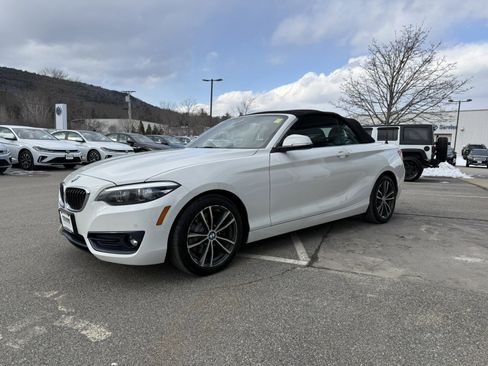 Used 2019 BMW 230i xDrive Convertible w/ Convenience Package image 7