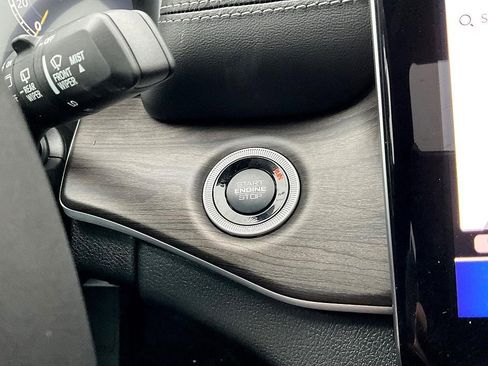 New 2025 Jeep Grand Cherokee L Limited image 18