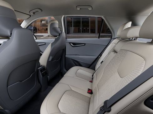 New 2026 Kia Niro EX FWD image 18