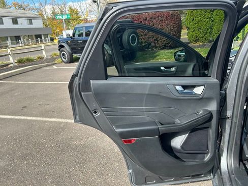 Certified 2023 Ford Escape ST-Line w/ Tech Pack #1 image 17