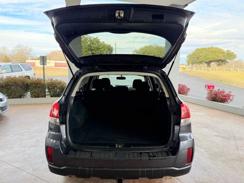 Used 2013 Subaru Outback 2.5i Premium image 23