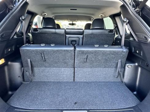 Used 2022 Mitsubishi Outlander SEL image 9