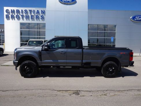 Used 2024 Ford F350 XLT w/ XLT Premium Package AWD/4WD image 1