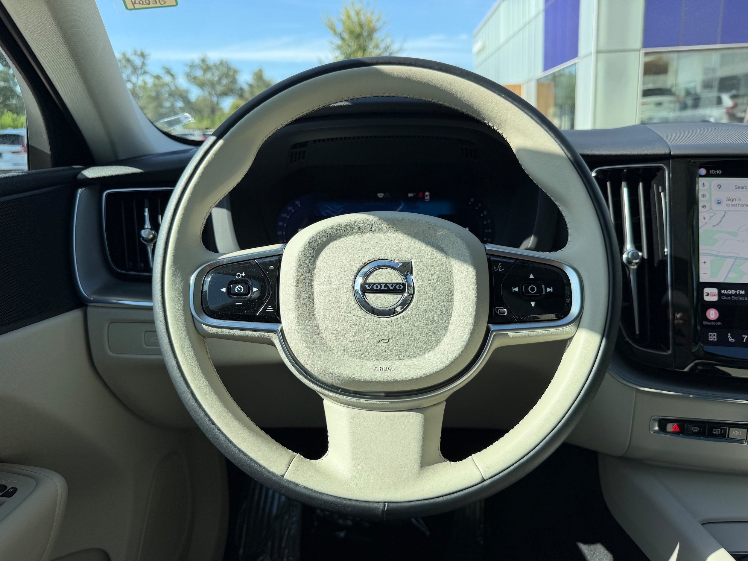 Certified 2024 Volvo XC60 B5 Core w/ Protection Package Premier AWD/4WD image 16