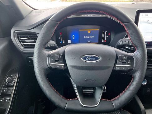 Certified 2024 Ford Escape ST-Line w/ Tech Pack #1 image 6