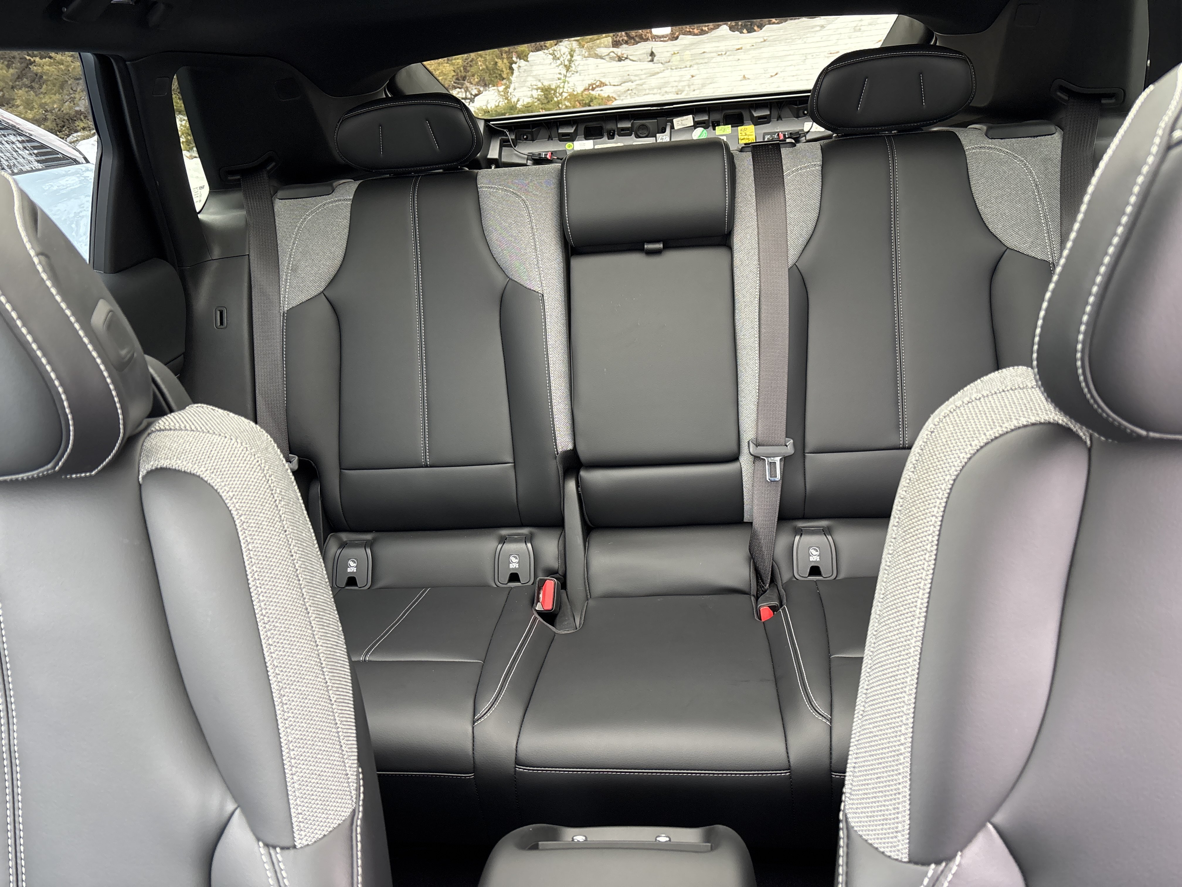 Used 2024 Cadillac Lyriq Tech RWD image 32