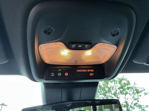 Used 2026 Chevrolet Colorado Trail Boss AWD/4WD image 13