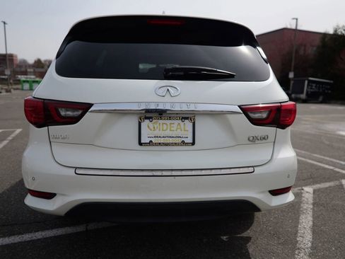 Used 2019 INFINITI QX60 Luxe w/ Essential Package image 9