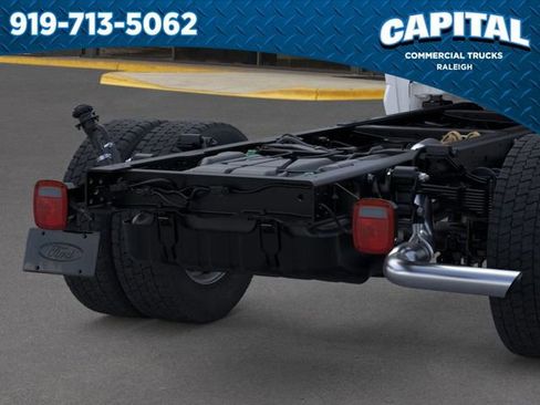New 2026 Ford F450 XL w/ XL Chrome Package image 21