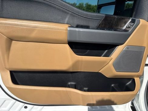 Used 2022 Ford F150 Lariat w/ Equipment Group 502A High RWD image 23