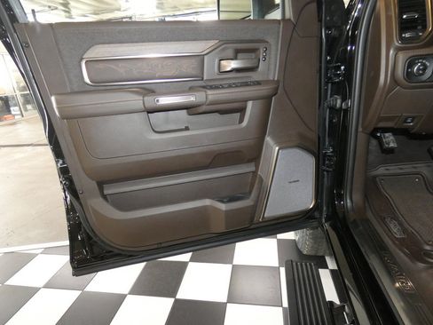 New 2026 RAM 2500 Limited AWD/4WD image 31