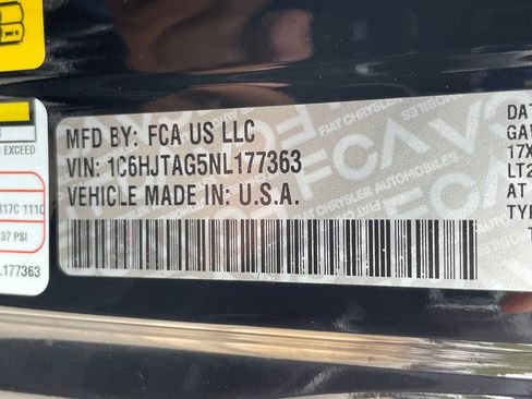 Used 2022 Jeep Gladiator Sport AWD/4WD image 32