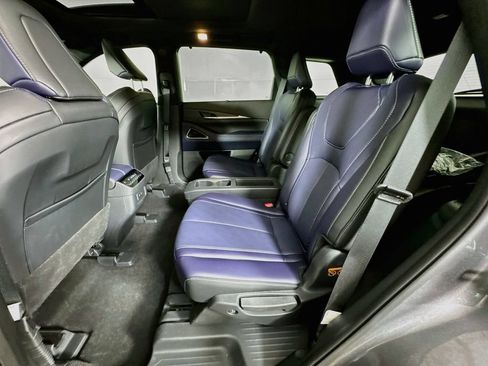 Certified 2026 INFINITI QX60 Sport w/ Dark Cargo Package AWD/4WD image 33