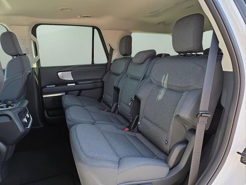 New 2026 Ford Expedition Active image 11