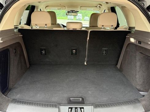 Used 2022 Lincoln Corsair AWD w/ Equipment Group 101A image 5