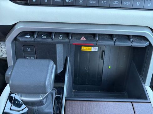 Used 2024 Toyota Sequoia Capstone image 41