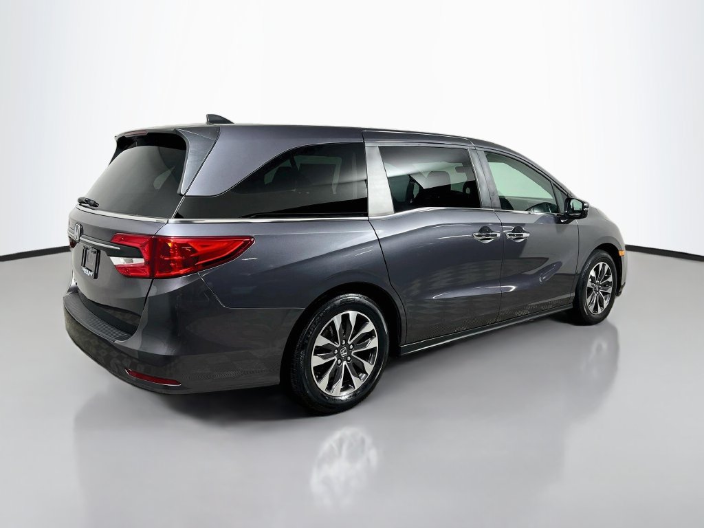 Used 2024 Honda Odyssey EX-L image 3