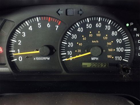 Used 2002 Toyota Tundra SR5 image 16