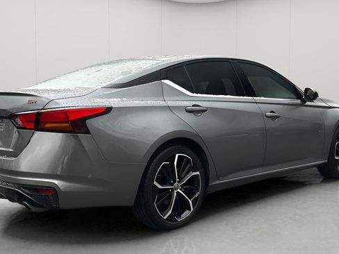 Used 2024 Nissan Altima 2.5 SR image 4