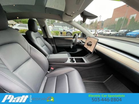 Used 2022 Tesla Model Y Performance image 54