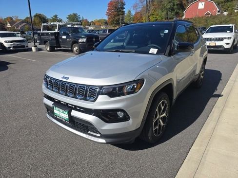 New 2026 Jeep Compass Limited image 3