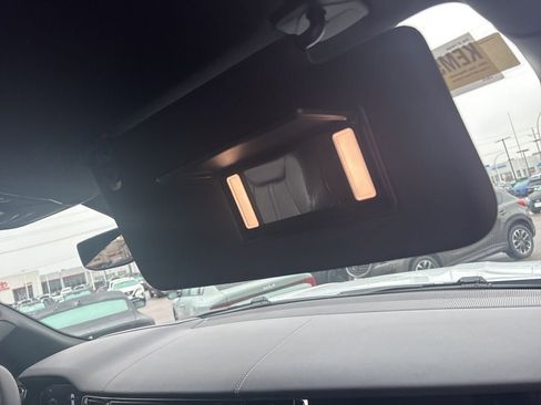 Used 2022 Jeep Wagoneer Series III w/ Flexible Seating Group image 39