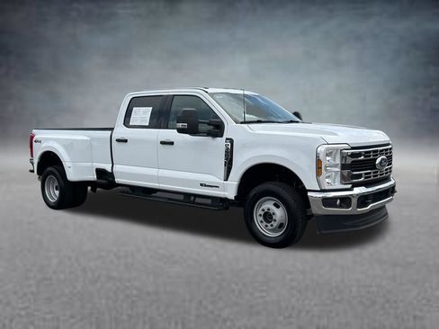 Used 2025 Ford F350 XLT AWD/4WD image 7