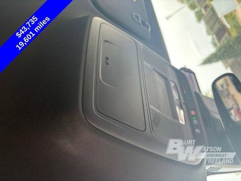 Used 2026 Buick Enclave Preferred AWD/4WD image 24