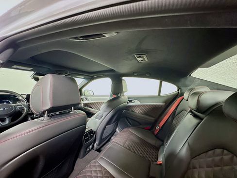 Used 2023 Genesis G70 3.3T w/ Sport Prestige Package image 13