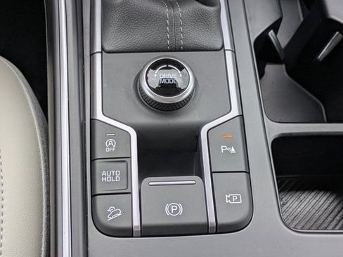 Used 2025 Kia Sorento S w/ Panoramic Sunroof Package FWD image 30
