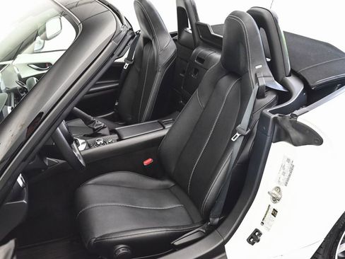 Used 2023 MAZDA MX-5 Miata Grand Touring RWD image 29