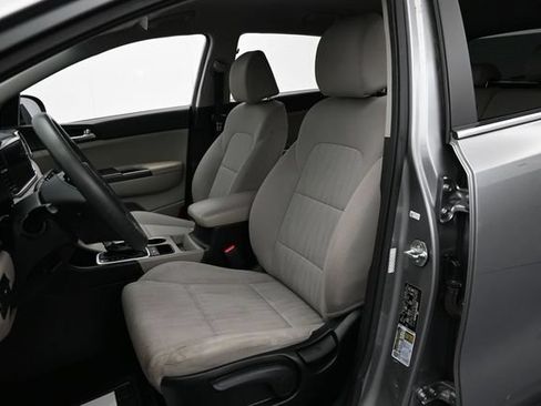 Used 2021 Kia Sportage LX FWD image 11