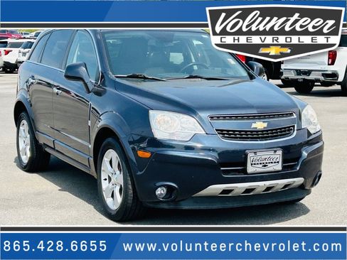 Used 2014 Chevrolet Captiva Sport LTZ FWD image 1