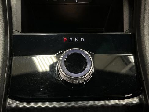 Used 2024 Jeep Grand Cherokee Laredo image 19