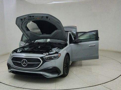 Used 2024 Mercedes-Benz E 350 4MATIC Sedan image 70