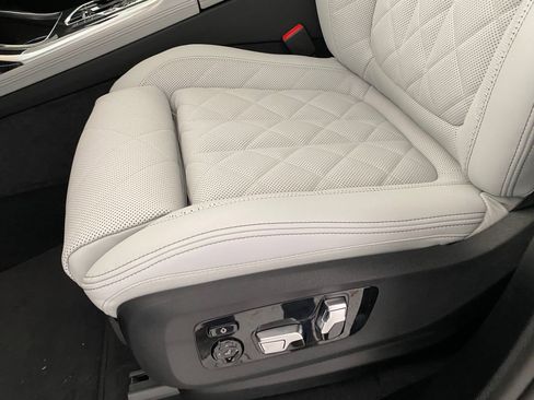 New 2026 BMW X7 xDrive40i w/ M Sport Package image 12