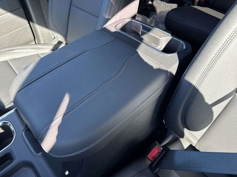 New 2026 GMC Sierra 1500 SLT w/ SLT Premium Package AWD/4WD image 21