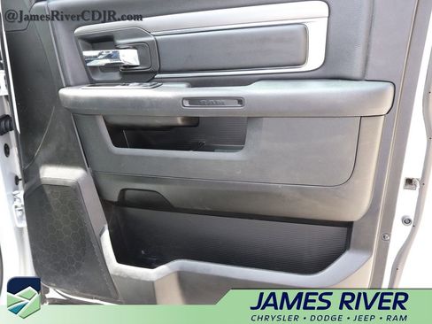 Used 2022 RAM 1500 Classic Warlock AWD/4WD image 8