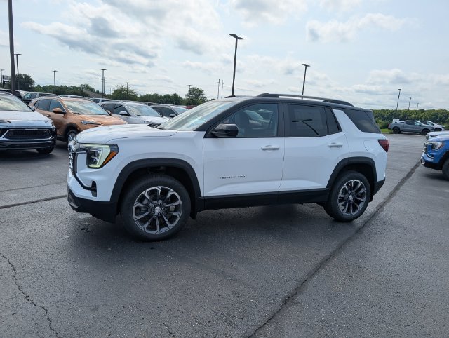New 2027 GMC Terrain Elevation w/ Elevation Premium Package AWD/4WD image 4