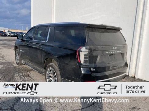 Used 2026 Chevrolet Suburban High Country w/ Sun And Tow Package image 39