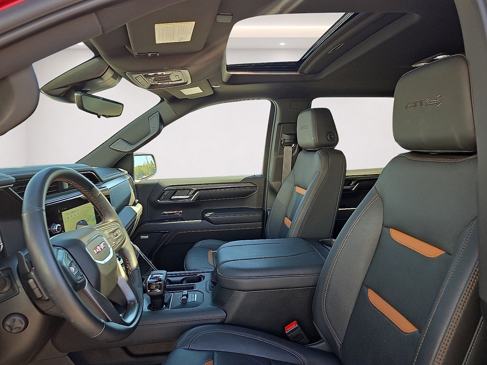 Used 2024 GMC Sierra 1500 AT4 w/ Technology Package AWD/4WD image 9