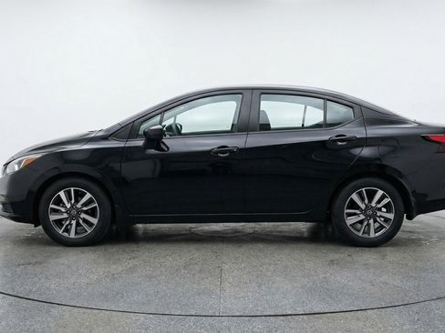 Used 2025 Nissan Versa SV image 5