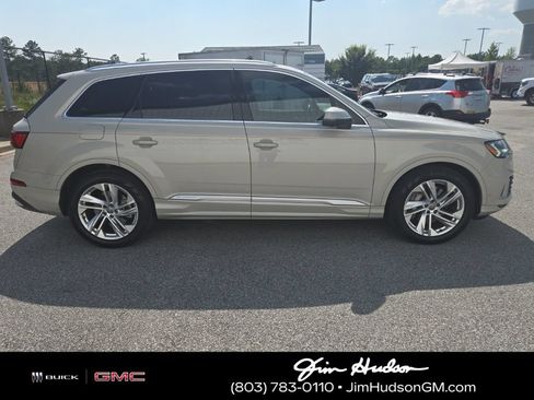 Used 2020 Audi Q7 3.0T Prestige w/ Prestige Package AWD/4WD image 5
