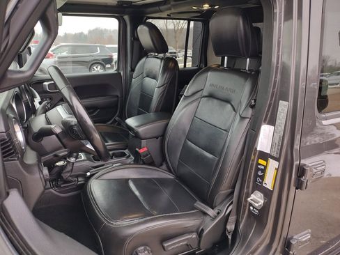 Used 2021 Jeep Gladiator Overland w/ Uconnect 4C Nav & Sound Group image 2