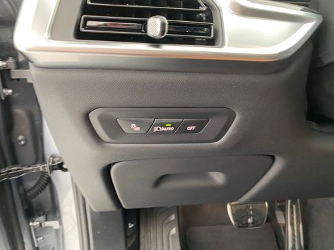 New 2026 BMW X5 xDrive40i w/ M Sport Package image 19