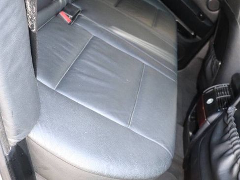 Used 2005 BMW X5 3.0i image 40